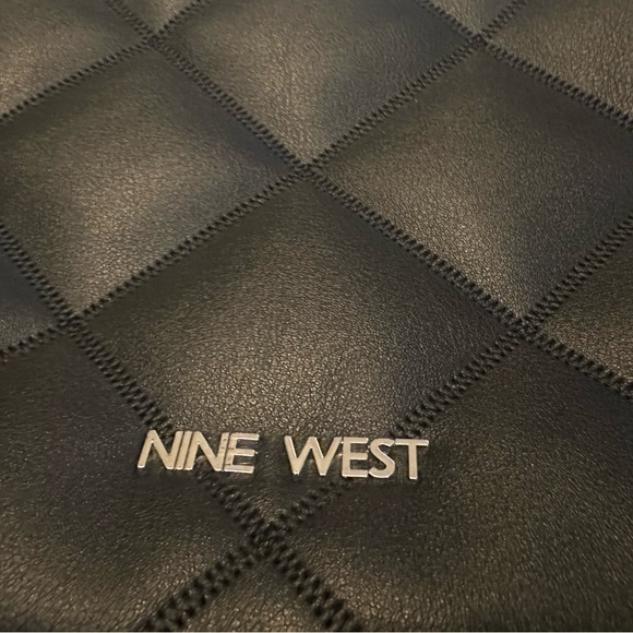 Nine West Black Purse - Picture 9 of 10